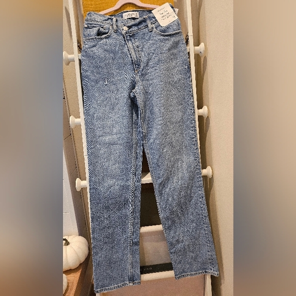 Abercrombie & Fitch High Rise Blue Jeans - Picture 4 of 6